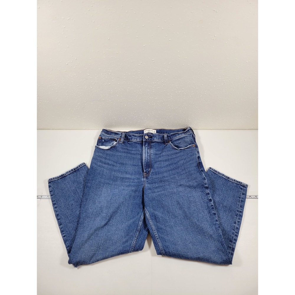 Abercrombie & Fitch The Mom High Rise Jean Women 32/14 Blue Excellent Distressed